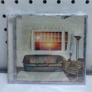 WALLOWS MO D EL CD New